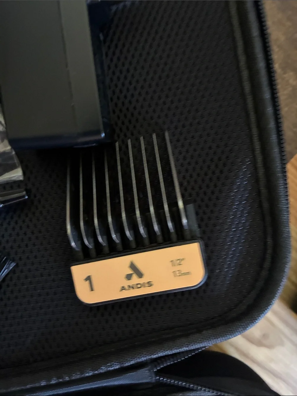 Andis Bespoke Clipper Kit - Black and Gold Accents